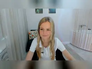 Xlovecam Live Sex Cam of MidnightAura