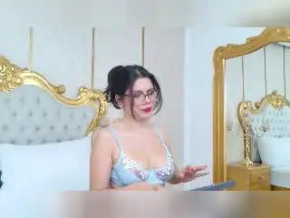 Xlovecam Live Sex Cam of MaraCortes