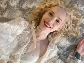 Xlovecam Sex Chat of SheraSwayzer