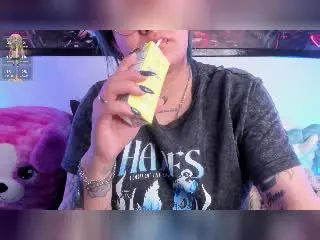 Xlovecam Watch Live Sex Cams of LuckyLeahh