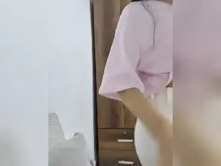 Xlovecam Watch Live Sex Cams of IrisBlair