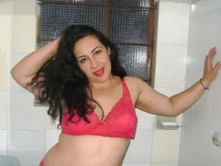 Xlovecam Best Webcam of SexyHotLatinexx