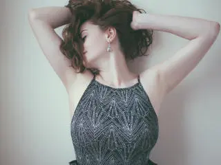 Xlovecam Adult Webcams of ChicEva